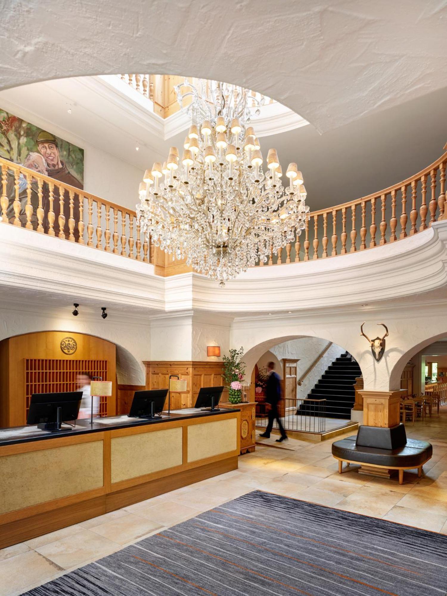 Spa & Resort Bachmair Weissach, Luxury Family Resort Rotta Exterior foto